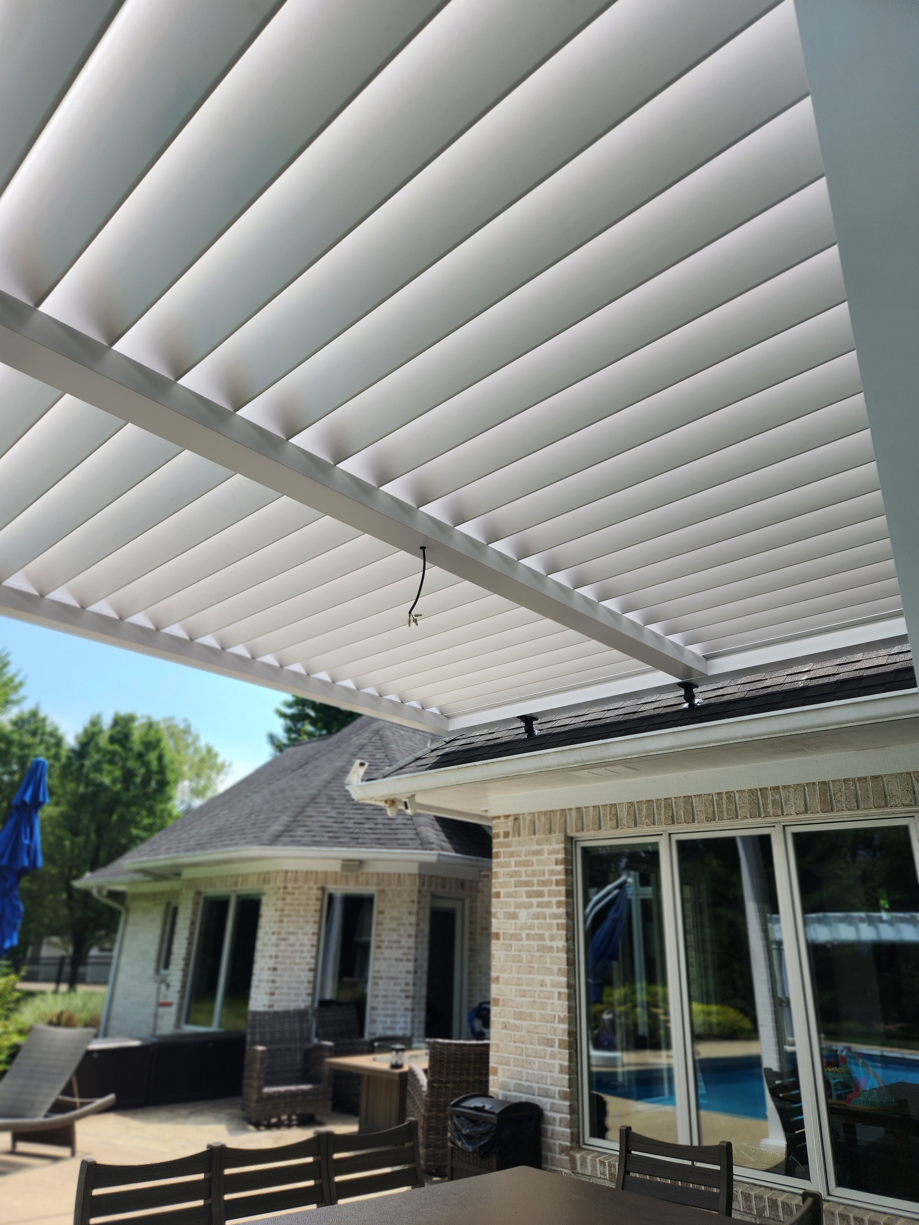 Pioneering Aluminum Pergola Installation with Universal Mount Patio Roof Risers Patio Roof Riser